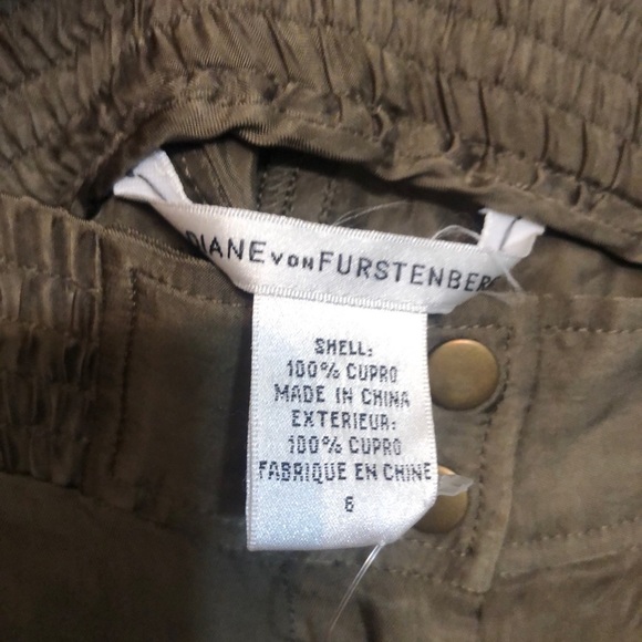Diane Von Furstenberg DVF size 6 vintage green silk cargo shorts elastic waist - Picture 6 of 11